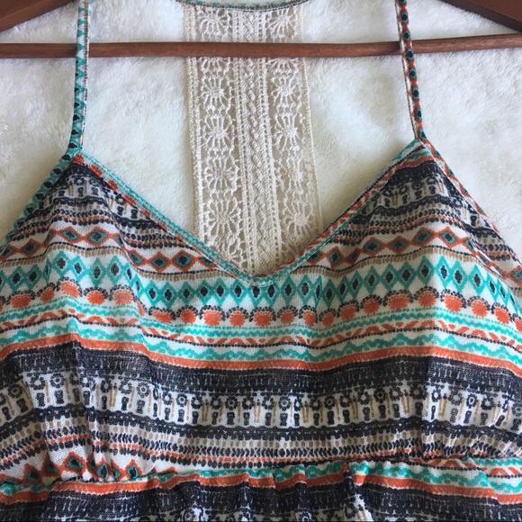 ✌🏼Boho Crochet Lace Yoke Tiered Ruffle Front Top - Picture 2 of 8